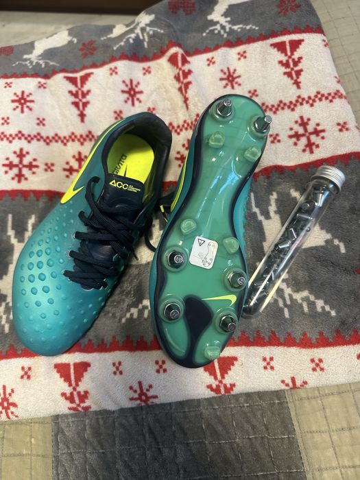 Обувки Nike Magiusta