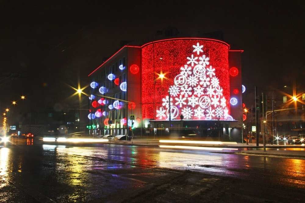 Альпинисты.Alpinist xizmati Праздничная элюминация.(снежинки герлянды)