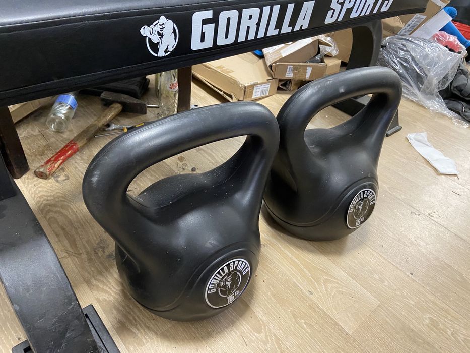 Set kettlebell noi 16 kg+16=32 kg made in Germany pret 120 ron bucata