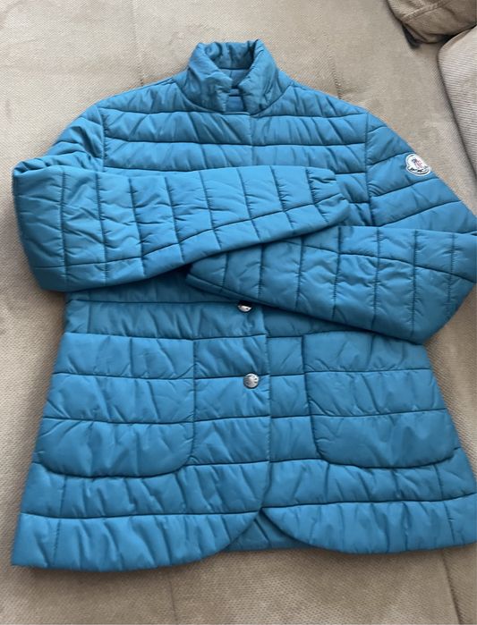 Пухено  преходно яке MONCLER