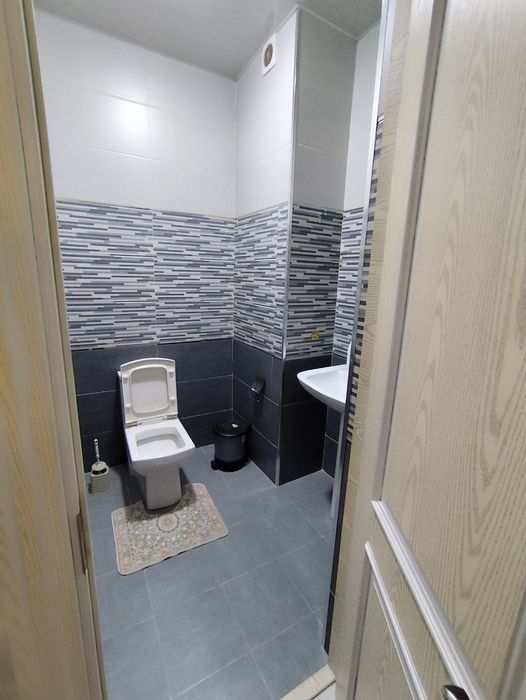 Срочный сдаётся квартира сергили метро 2 комнита