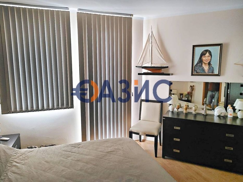 Продава се Тристаен апартамент в к.к. Слънчев бряг - 100 кв.м за 1295 €/кв.м - Снимка #1