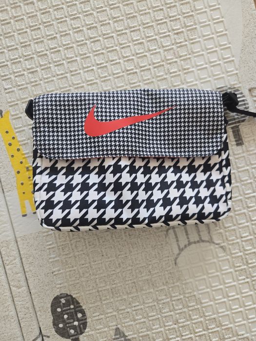 Чанта през рамо Nike