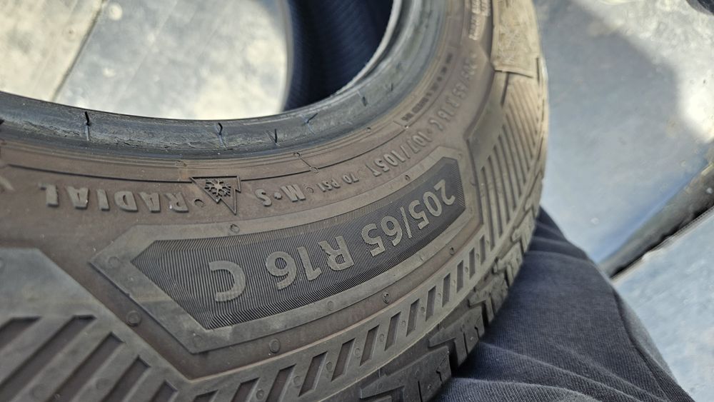 2бр гуми 205 65 16С дот 21 барум