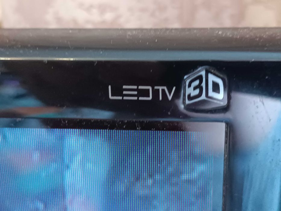 Продаю телевизор Самсунг.