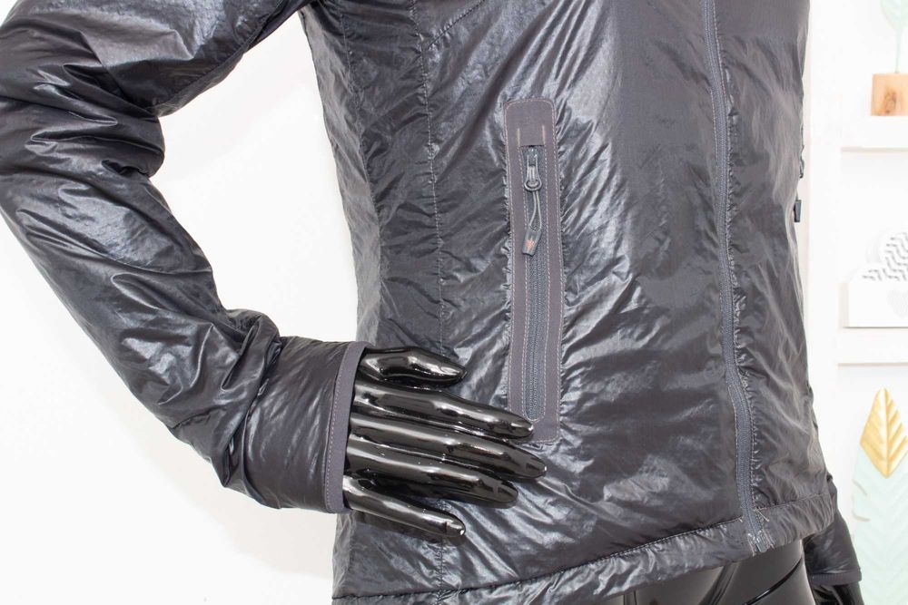 HELLY HANSEN Odin Isolator дамско яке смолисто черно Primaloft XS