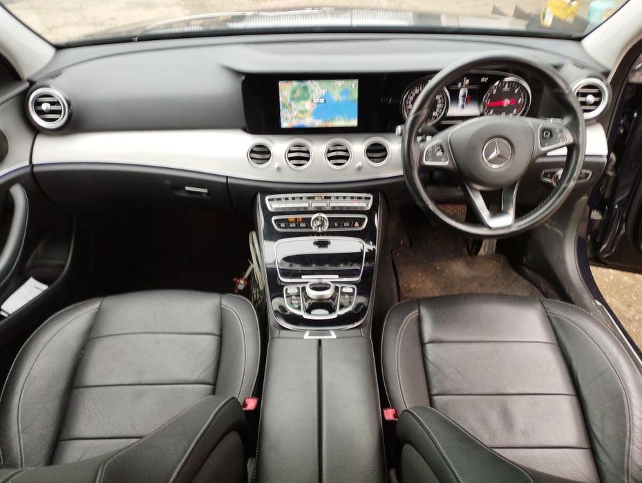 На части Mercedes E220D, W 213