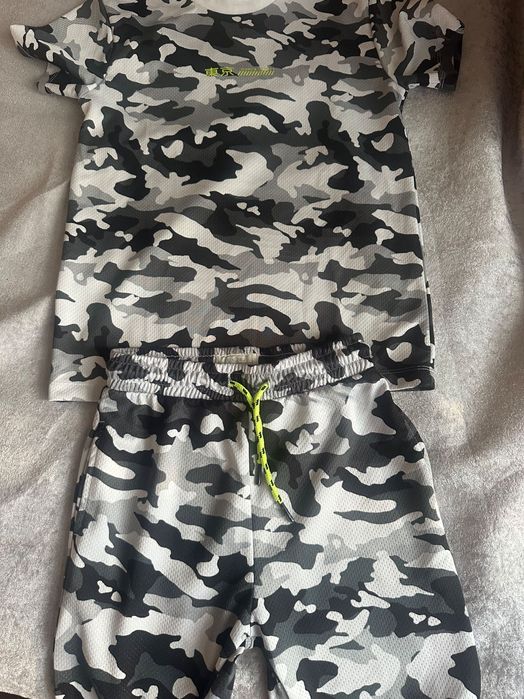 Next сет изключително запазен