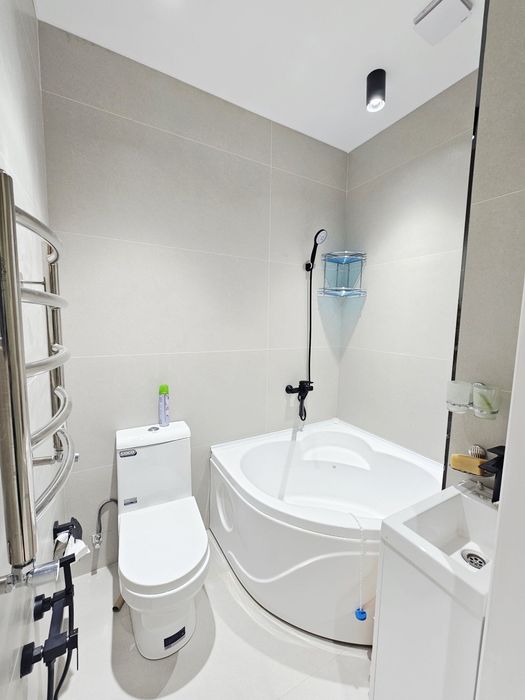 Хонадон сотилади! Сергели Спутник 7, 3 хонали, 6- кават Новостройка