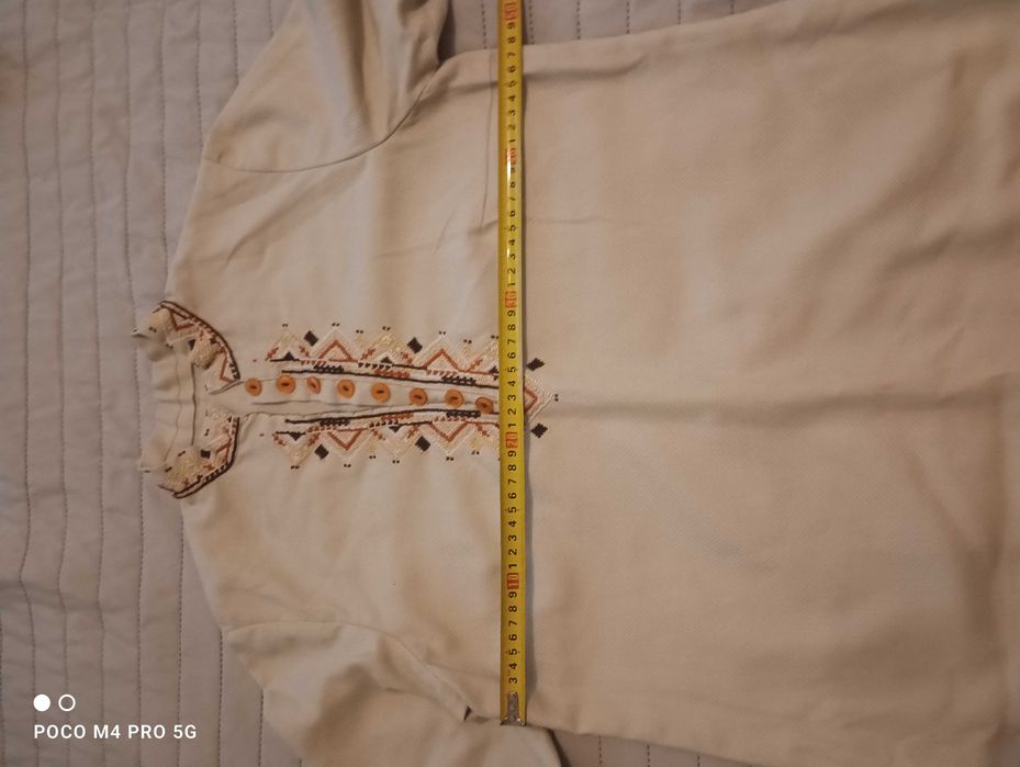 Дамска риза с шевица