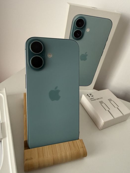 iPhone 16, 128Gb, Bat 88%, la cutie