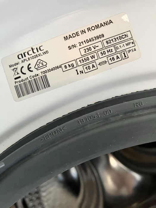 Masina de spalat rufe Slim Arctic APL61025XLW0, 6 Kg, 1000 RPM, Clasa E, ExtraSteam, AquaSurf, Alb