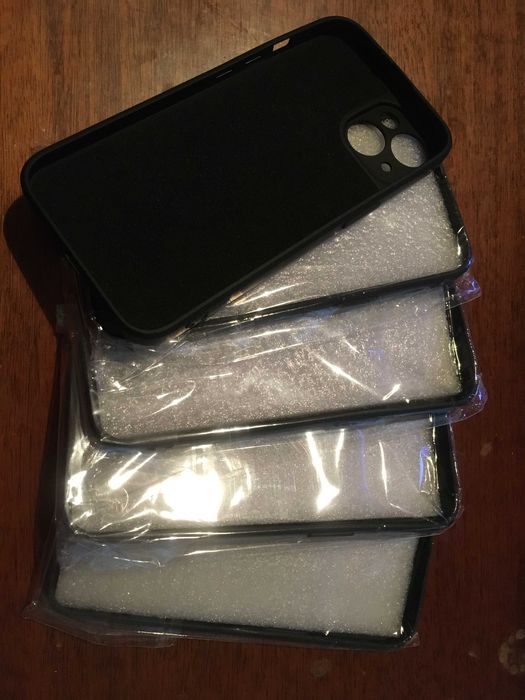 Два калъфа за 20лв-Iphone 13 и 14