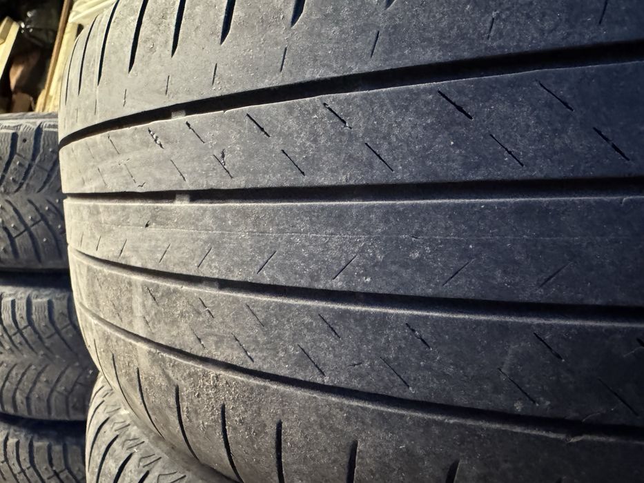 235/55R19 Bridgistoune