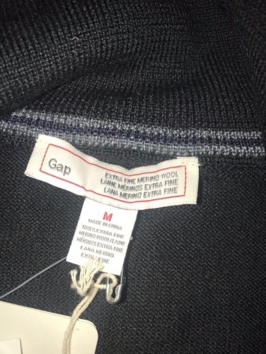 Pulover GAP barbatesc