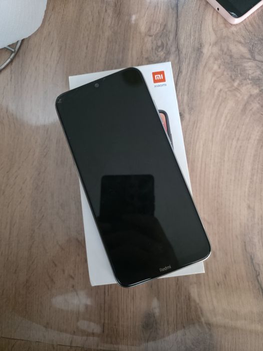 Продам Redmi not 8 в хорошем состоянии