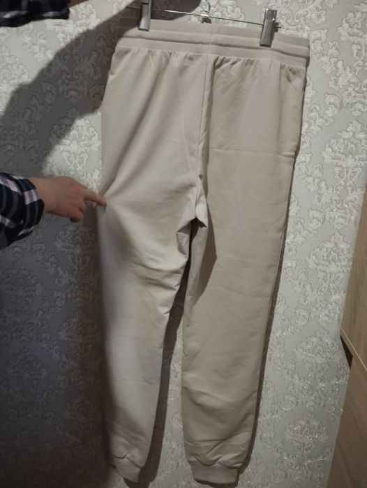 Спортивные брюки