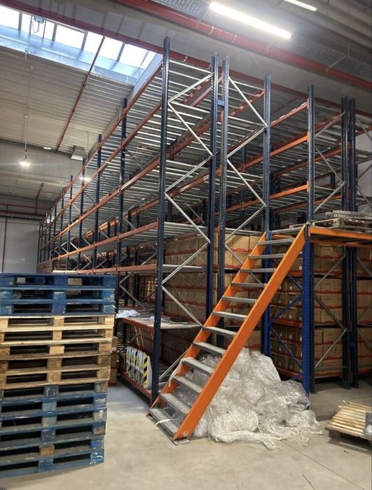 Rafturi metalice industriale