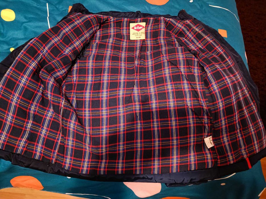 Vând geaca băieți Lee Cooper originala