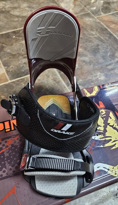 Продавам сноуборд Nidecker Dragon с автомати Drake Cobra