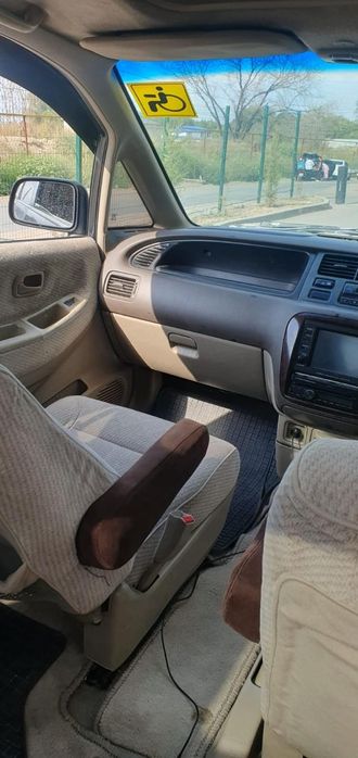 Продам Honda odyssey