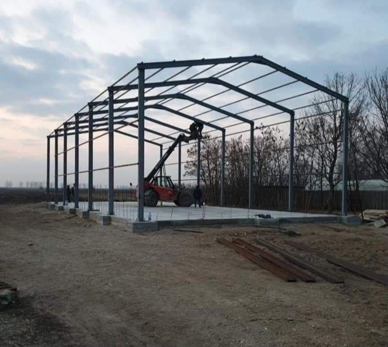 IPE 180 10 m de deschidere 30 m lungime cu 4 m la stâlp la streașină a