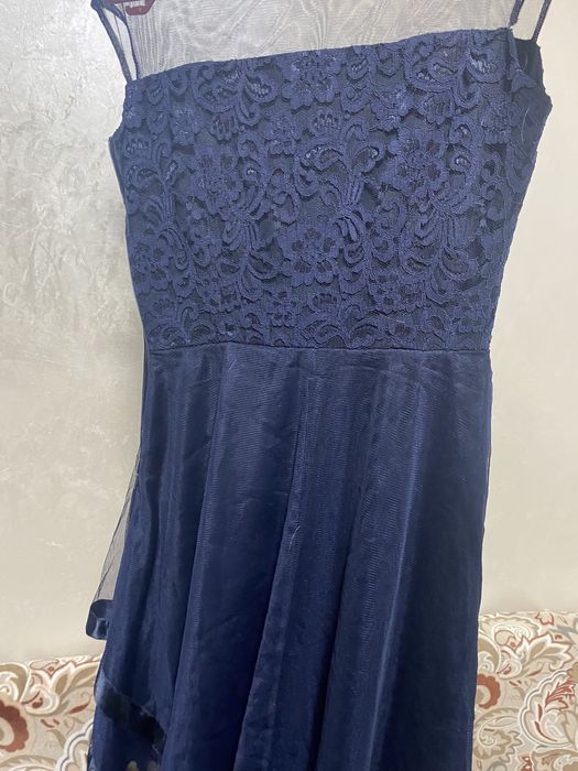 Женские нарядные платья