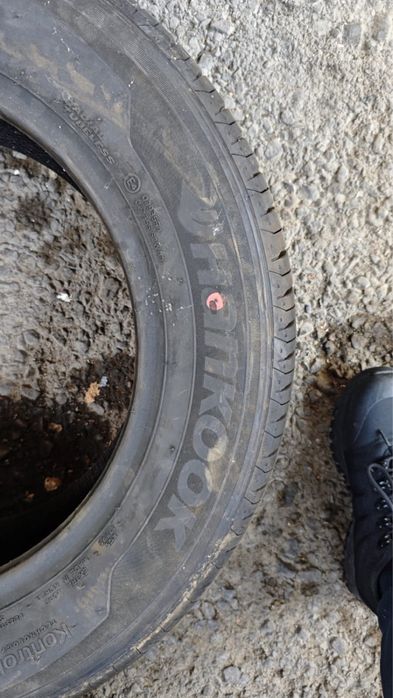 продам шины.