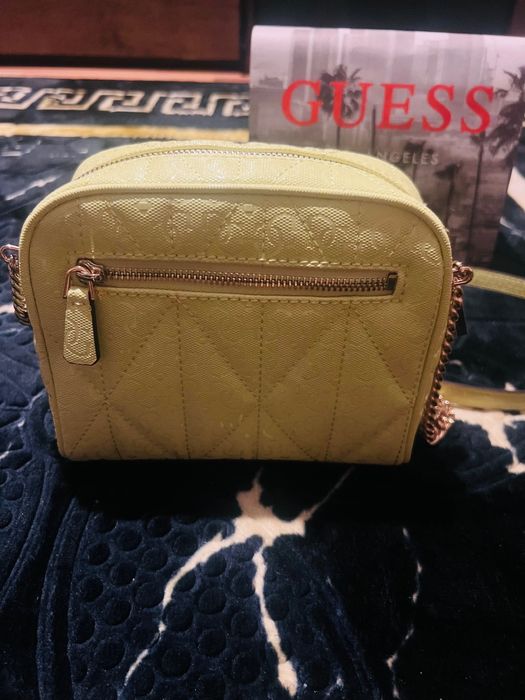 Guess оригинална дамска чанта