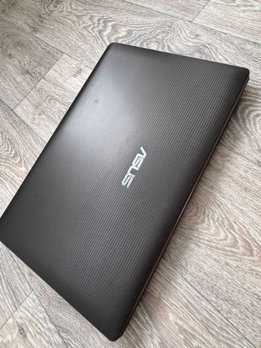 Срочно Продам ноутбук