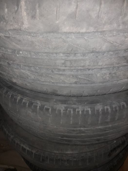 Шины почти новые
