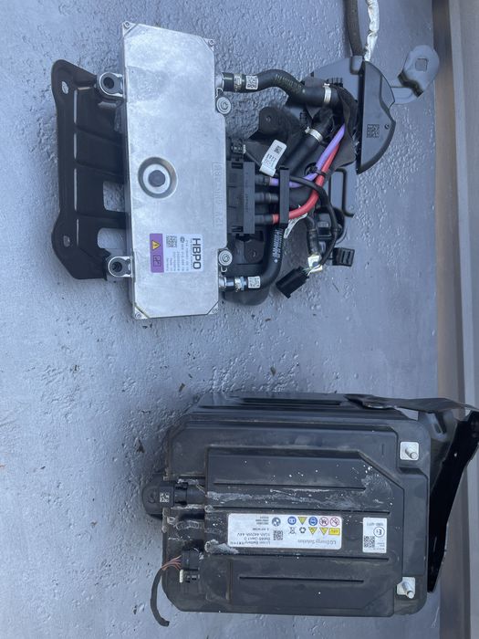 Нагревател/ батерия БМВ Милд хибрид (heater core/ battery bmw)