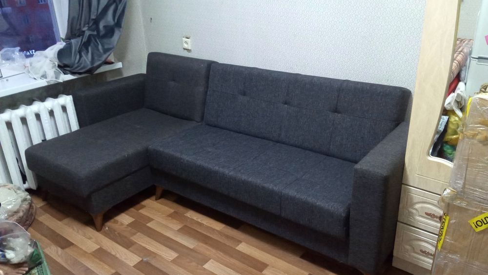 Продам угловой диван корпусный