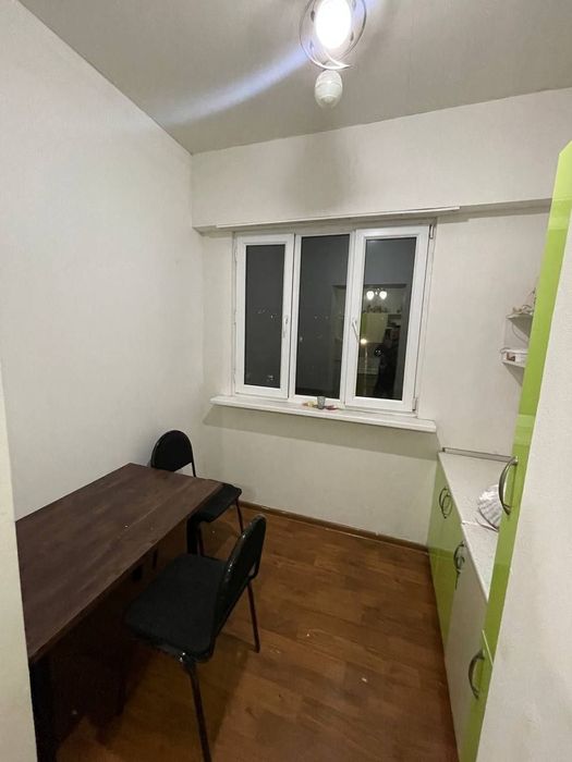 Чиланзар 26 квартал 1/5/5 Кирпичный дом, балкон 2*6,площадь 42 кв.м