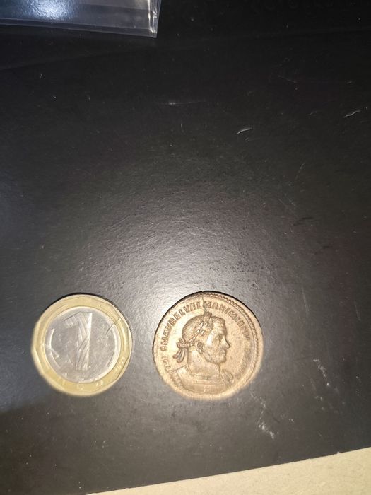 Римска монета MAXIMIAN