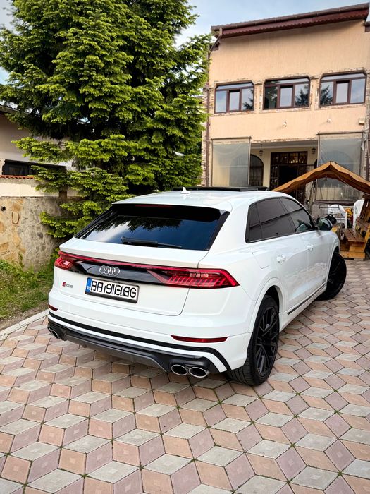Audi SQ8 2020 4.0TDI HYB 435cp 86.000km