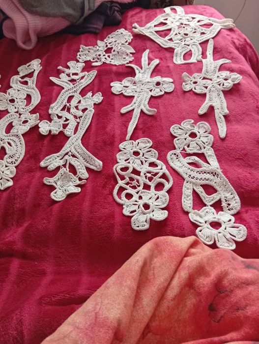 10 piese din care8 laseta