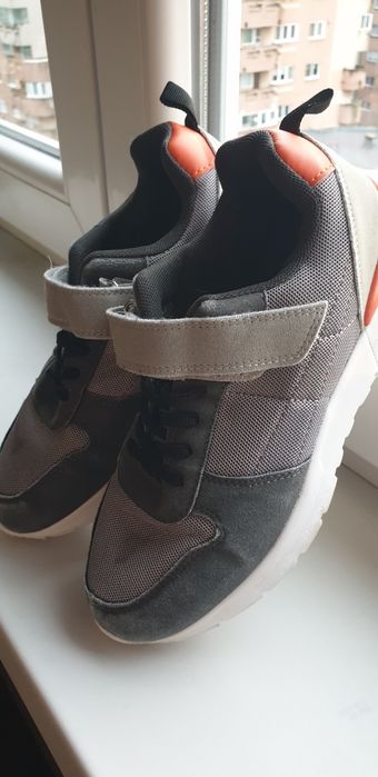 Adidasi sport Rezerved baieti marimea 37