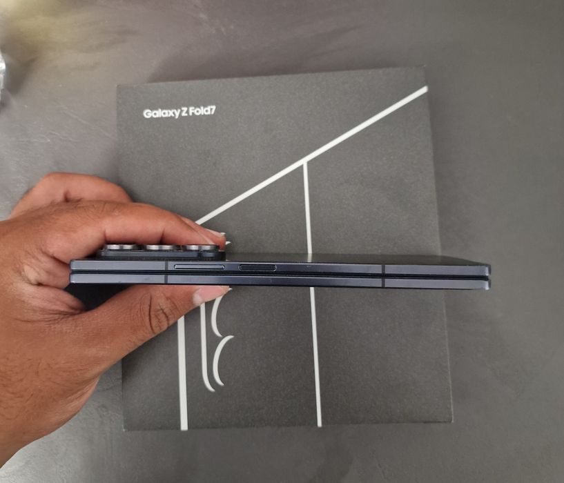 Samsung galaxy z fold 7 напълно отключен