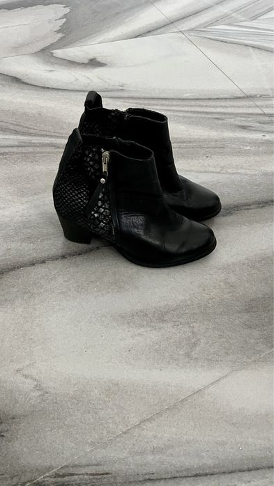 Botine Benvenuti piele/Ghetute/Bumper iPhone 6/6s. Musette,aldo