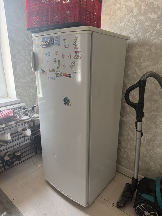 Холодильник Бирюса