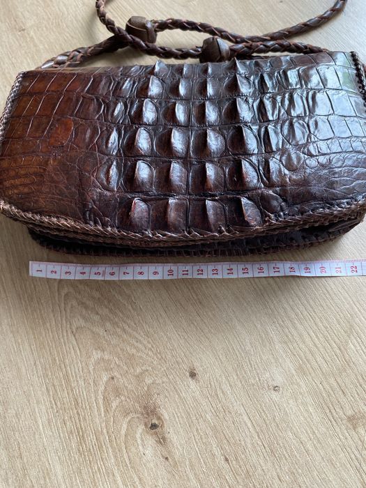 Сумка из крокодиловой кожи