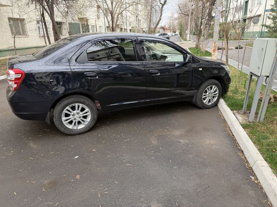 Chevrolet cobalt 2024