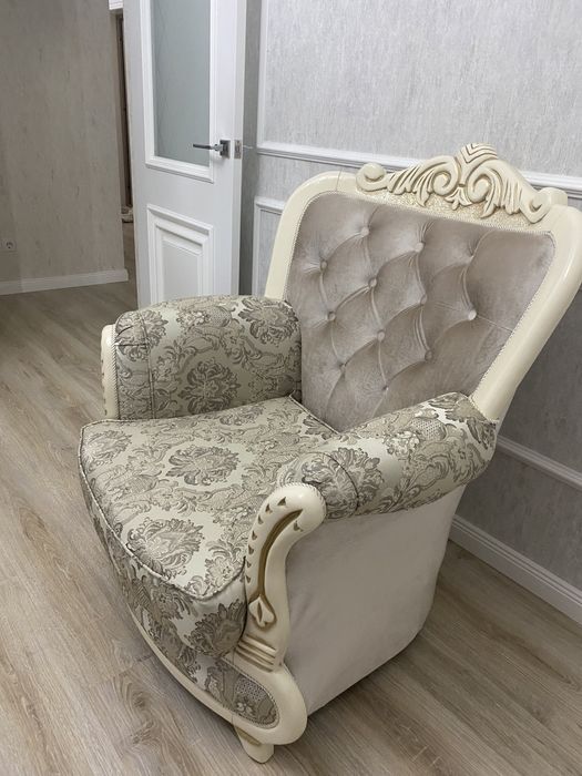 Продам комплект диван и кресло!!!