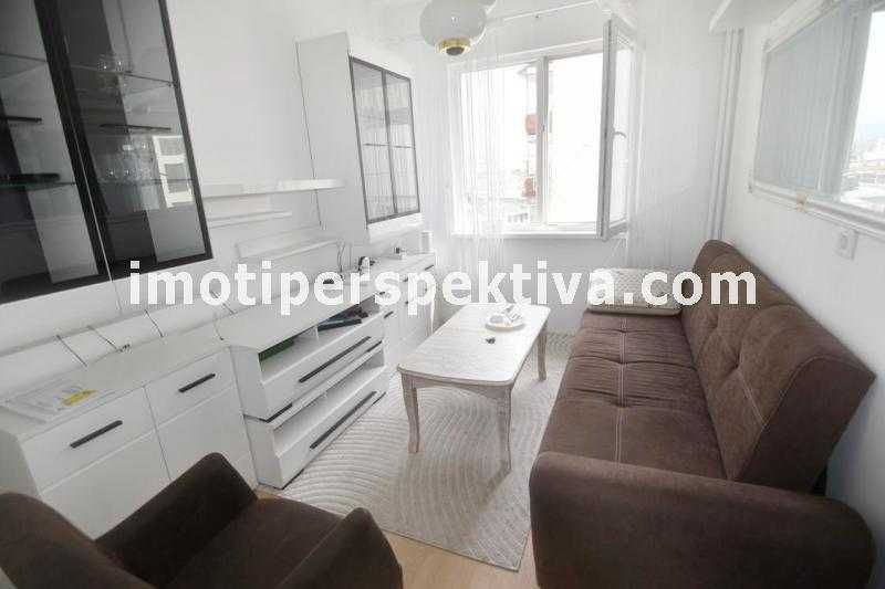 Продава се Тристаен апартамент в Пловдив, Център - 68 кв.м за 2250 €/кв.м - Снимка #2