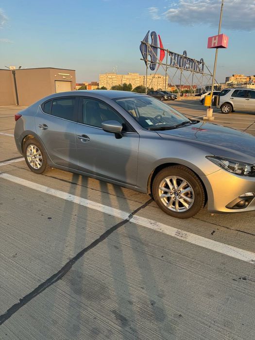 Vand Mazda 3 Sedan 2.0