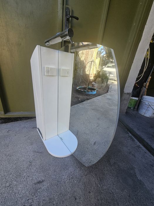 Зеркало в ванную комнату