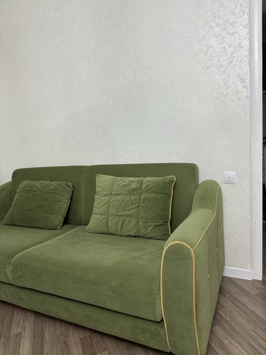 Продам диван книжка