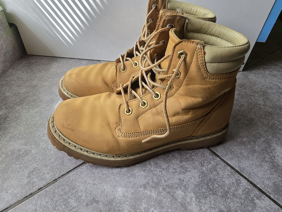 Дамски обувки Каримор 38 номер