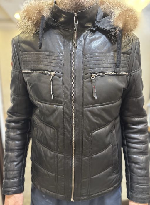 Продам кожаную куртку